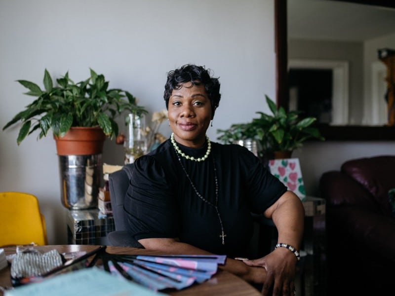 Shariki Bell in her apartment in Pontiac. Photography by Steve Koss.