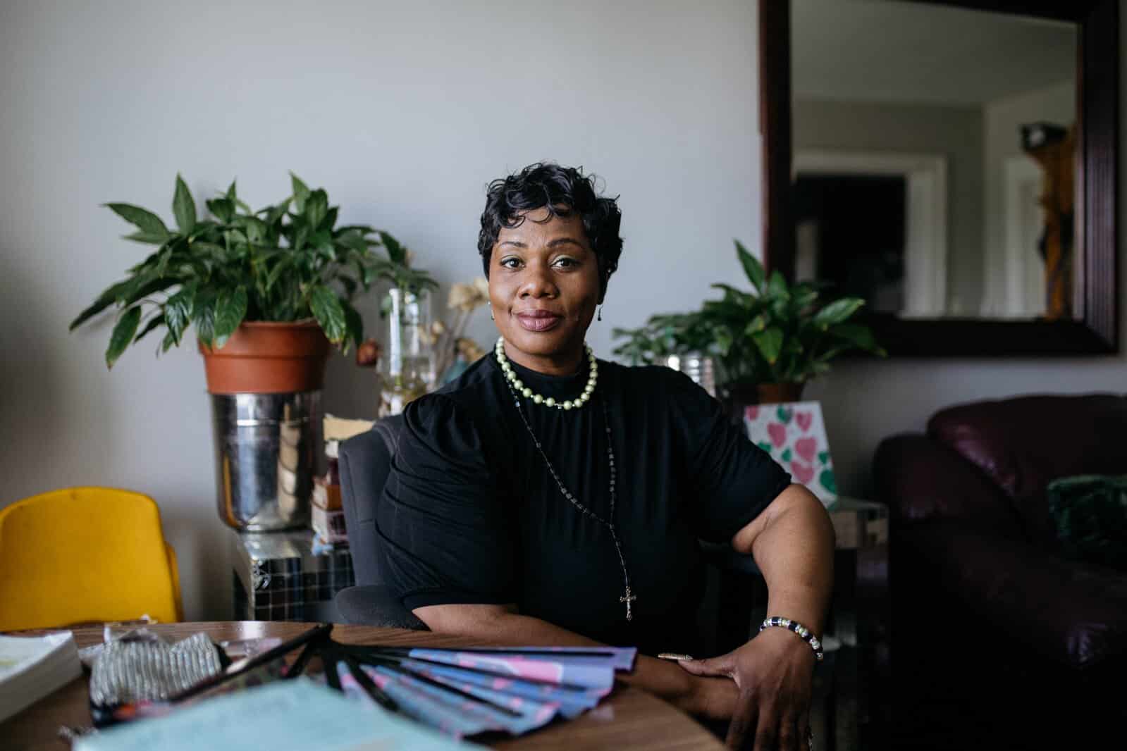 Shariki Bell in her apartment in Pontiac. Photography by Steve Koss.